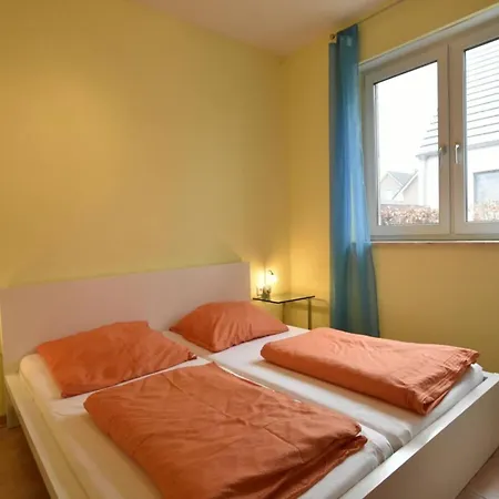 With 1 Bedroom * Zierow