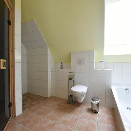 With 1 Bedroom * Zierow