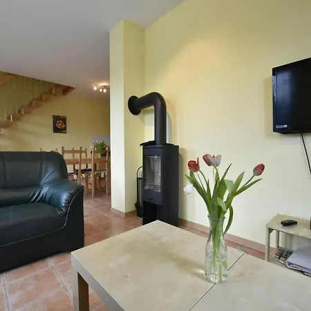 With 1 Bedroom Zierow