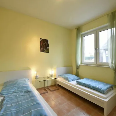 Feriehus With 1 Bedroom Zierow