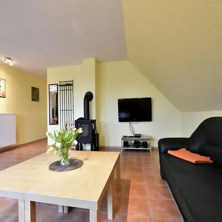 With 1 Bedroom * Zierow